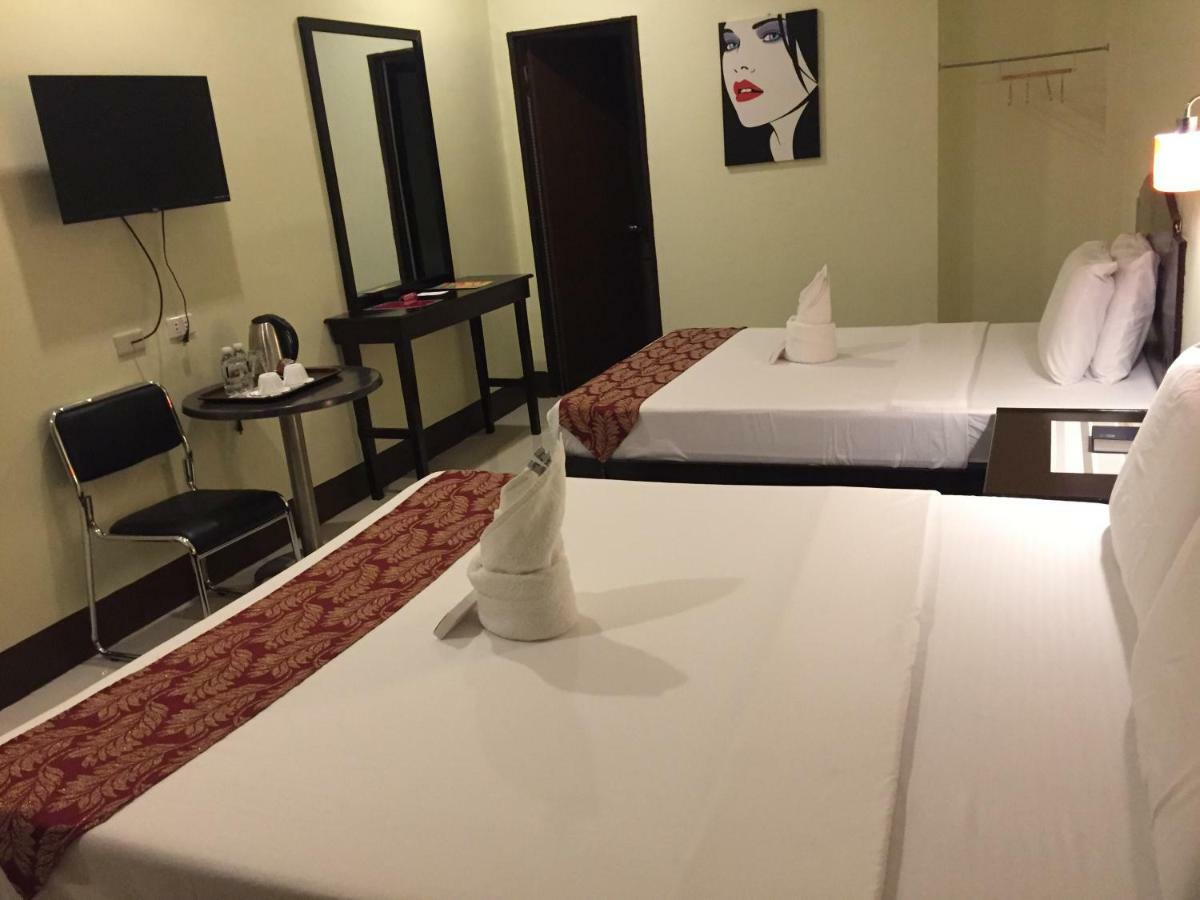 Hollywood Suites General Santos City Exterior photo