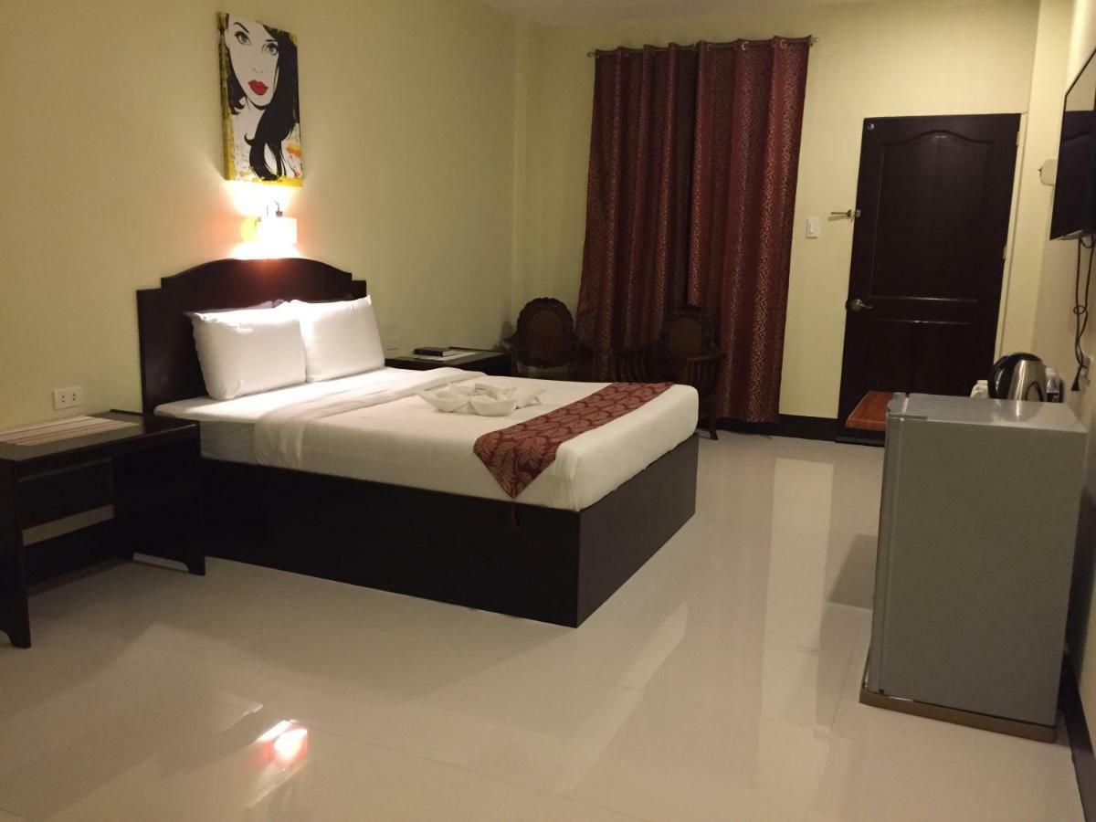 Hollywood Suites General Santos City Exterior photo