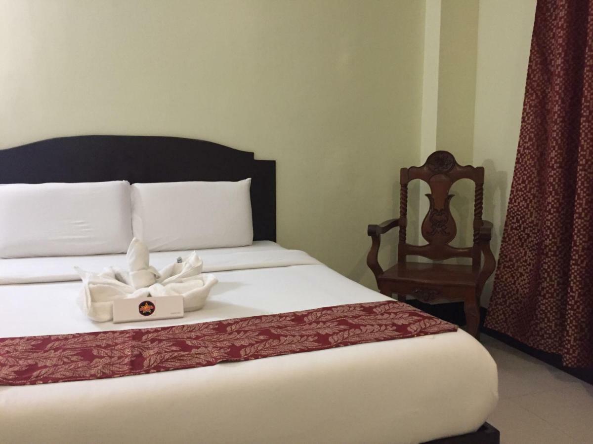 Hollywood Suites General Santos City Exterior photo
